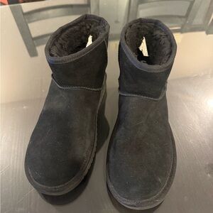 Koolaburra Black Suede Boots